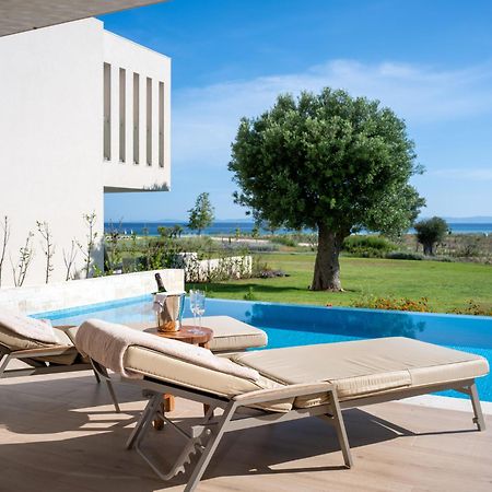 Ammoa Luxury Hotel & Spa Resort Nikiti  Exterior foto The hotel's pool