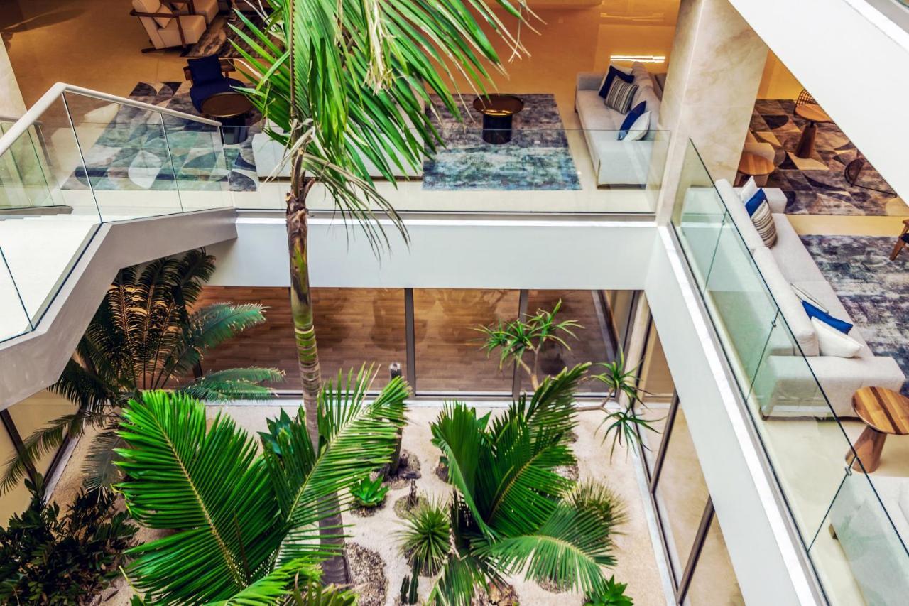 Ammoa Luxury Hotel & Spa Resort Nikiti  Exterior foto The interior of the hotel