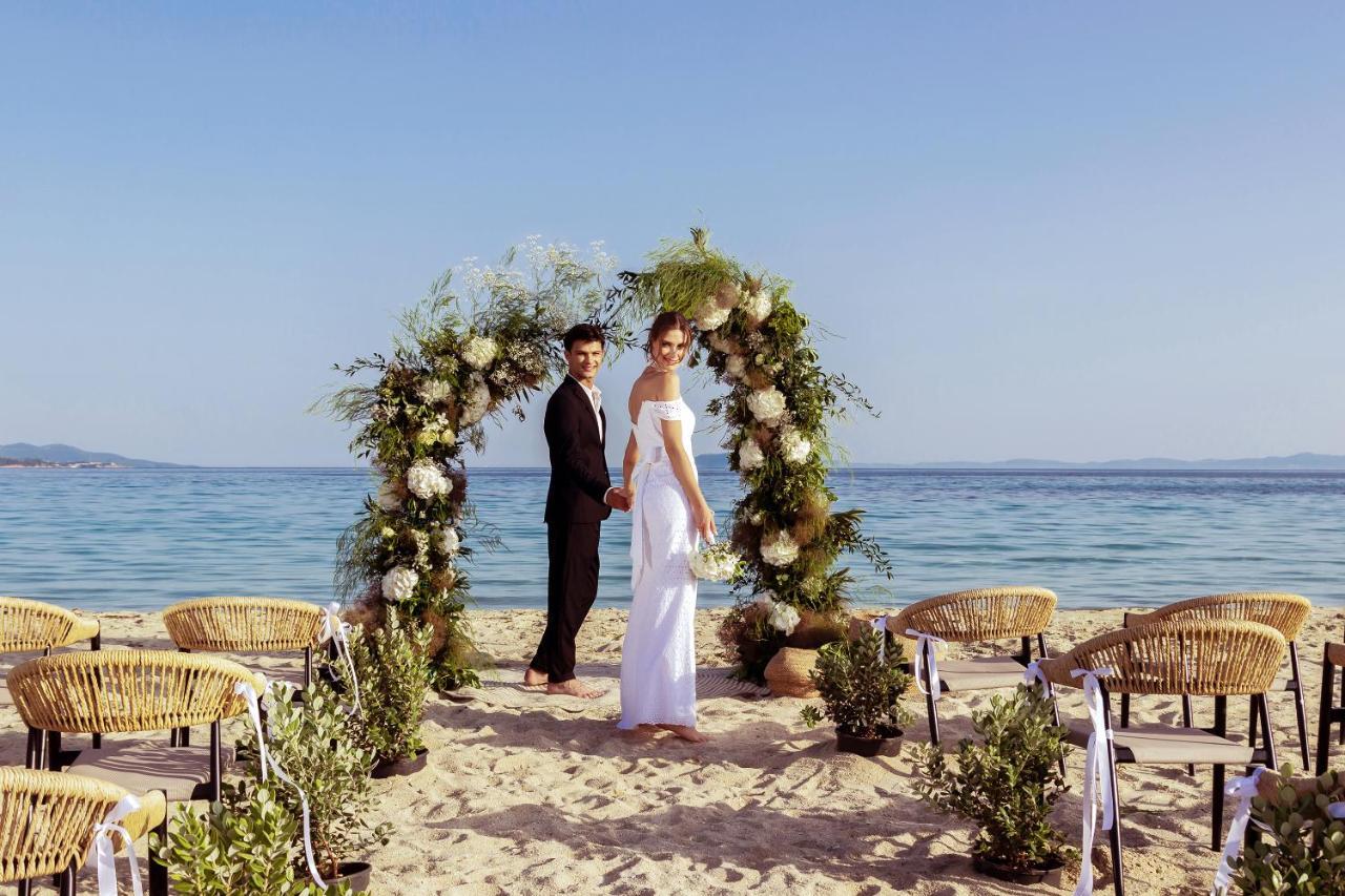 Ammoa Luxury Hotel & Spa Resort Nikiti  Exterior foto A beach wedding